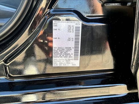 Used 2025 Nissan Altima 2.5 SV FWD image 18