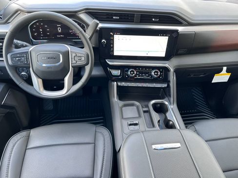 New 2026 GMC Sierra 2500 Denali w/ Denali Reserve Package AWD/4WD image 3