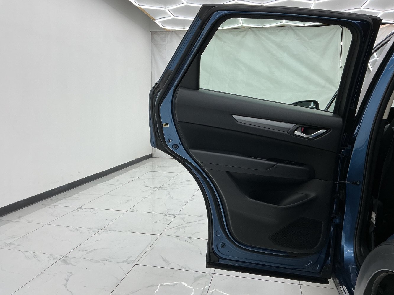 Used 2020 MAZDA CX-5 Sport FWD image 24