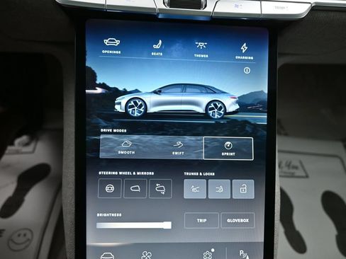 Used 2023 Lucid Air Touring AWD/4WD image 18