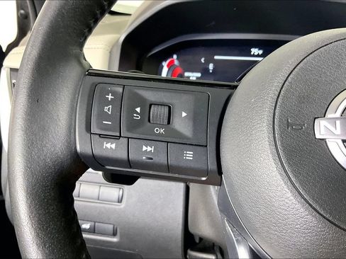 Used 2024 Nissan Rogue SL w/ SL Premium Package AWD/4WD image 21