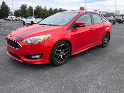 Used 2016 Ford Focus SE w/ SE Sport Package
