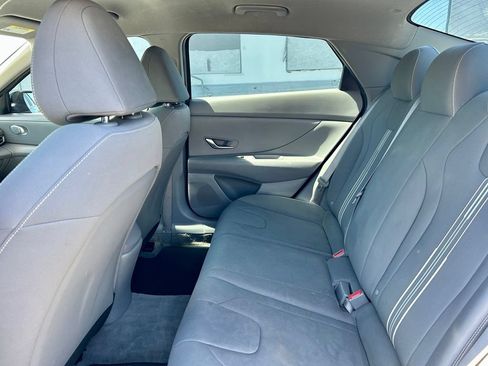Used 2023 Hyundai Elantra SEL w/ Cargo Package FWD image 12