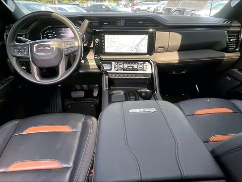 Used 2026 GMC Sierra 2500 AT4 AWD/4WD image 14