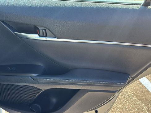 Used 2021 Toyota Camry XSE w/ Navigation Package image 18