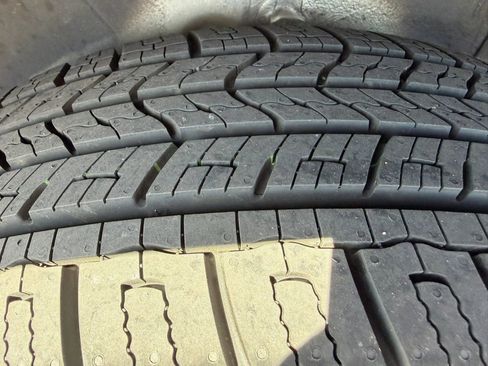 Used 2011 Toyota RAV4 4WD w/ Base L4 Extra Value Pkg image 10