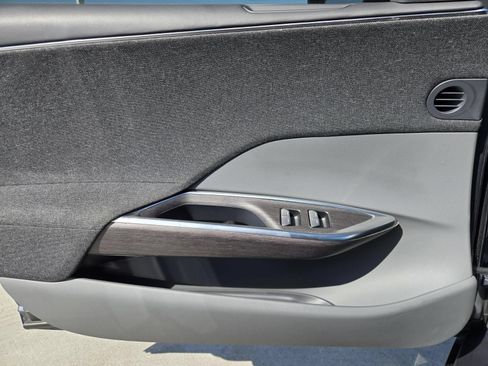 Used 2025 Lucid Air Pure RWD image 17