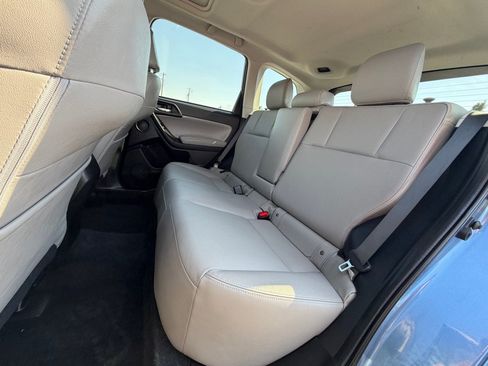 Used 2015 Subaru Forester 2.5i Touring w/ Eyesight & Navigation System AWD/4WD image 9