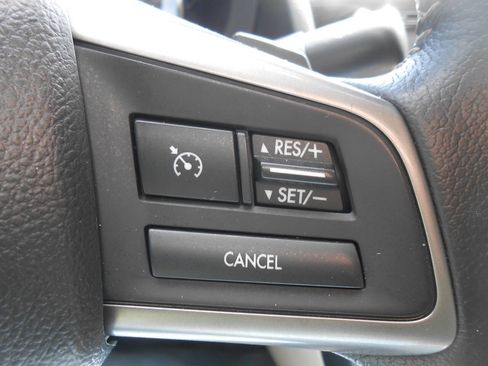 Used 2016 Subaru Impreza 2.0i Premium image 17