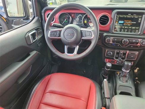 Used 2023 Jeep Wrangler Unlimited Rubicon 4xe image 10