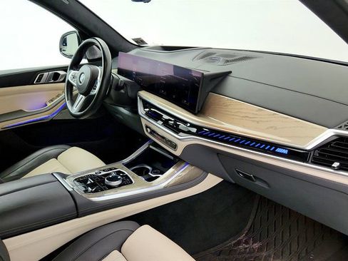 Used 2023 BMW X7 M60i w/ Executive Package AWD/4WD image 26
