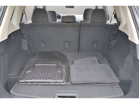 Used 2023 Nissan Rogue S AWD/4WD image 16