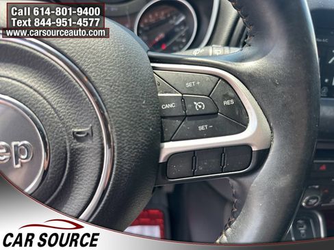 Used 2019 Jeep Compass Latitude AWD/4WD image 17