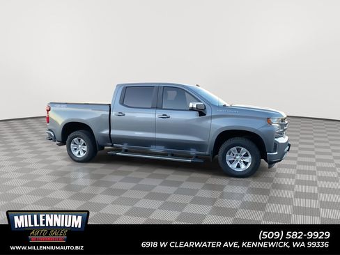 Used 2022 Chevrolet Silverado 1500 LT w/ Bed Protection Package image 1