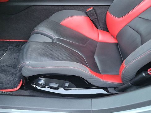 Used 2024 Chevrolet Corvette Stingray Preferred Conv w/ Stealth Interior Trim Package image 18