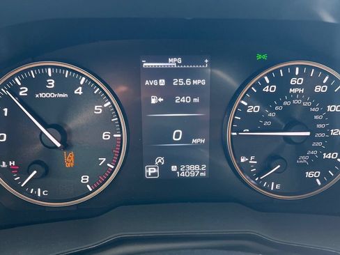 Used 2025 Subaru Outback Wilderness AWD/4WD image 7