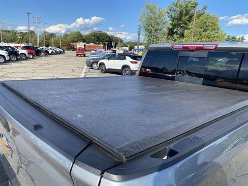 Used 2025 Chevrolet Silverado 1500 High Country AWD/4WD image 47
