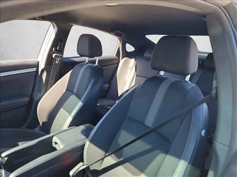 Used 2019 Honda Civic Sport image 14