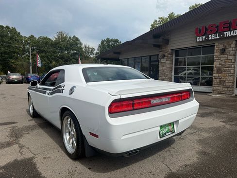 Used 2012 Dodge Challenger R/T image 6