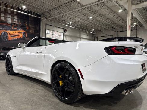 Used 2018 Chevrolet Camaro SS image 41