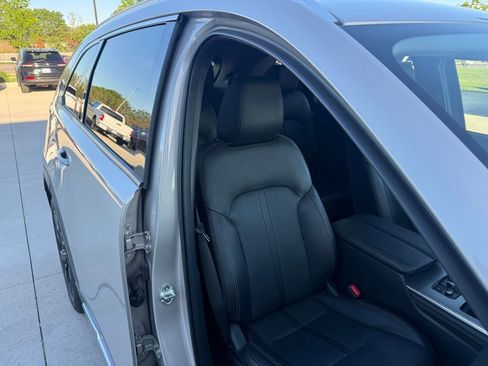 Certified 2024 MAZDA CX-90 Plug-In Hybrid w/ Premium Pkg AWD/4WD image 19