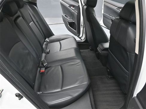 Used 2020 Honda Civic EX-L image 16