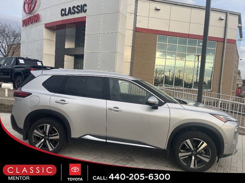 Used 2023 Nissan Rogue Platinum w/ Platinum Premium Package image 1