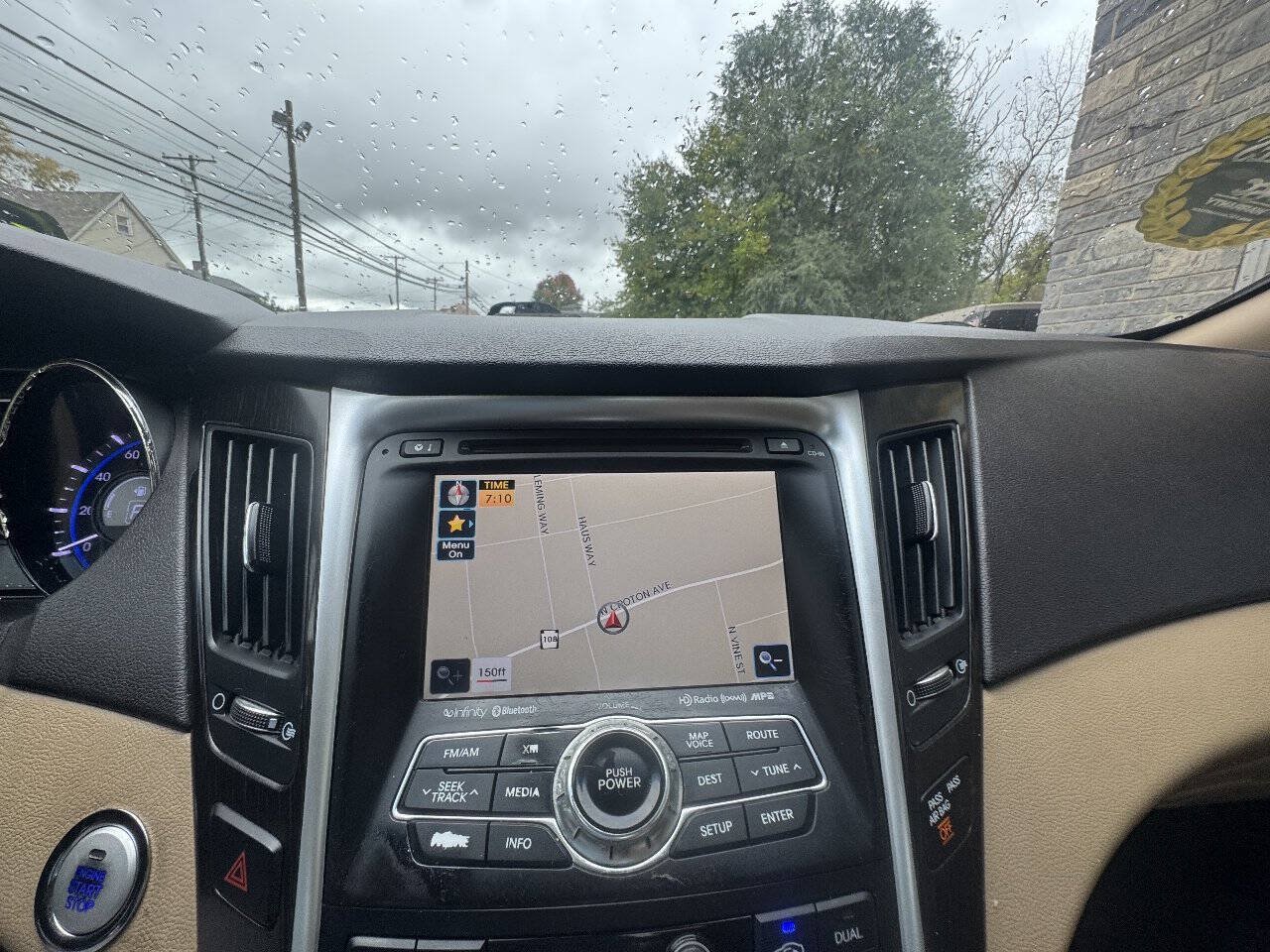 Used 2013 Hyundai Sonata Limited w/ Premium Pkg FWD image 30
