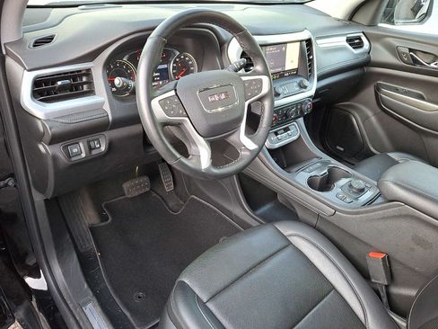 Used 2023 GMC Acadia SLT w/ Preferred Package AWD/4WD image 9