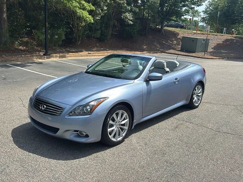 Used 2012 INFINITI G37 Convertible w/ Premium Pkg RWD image 9