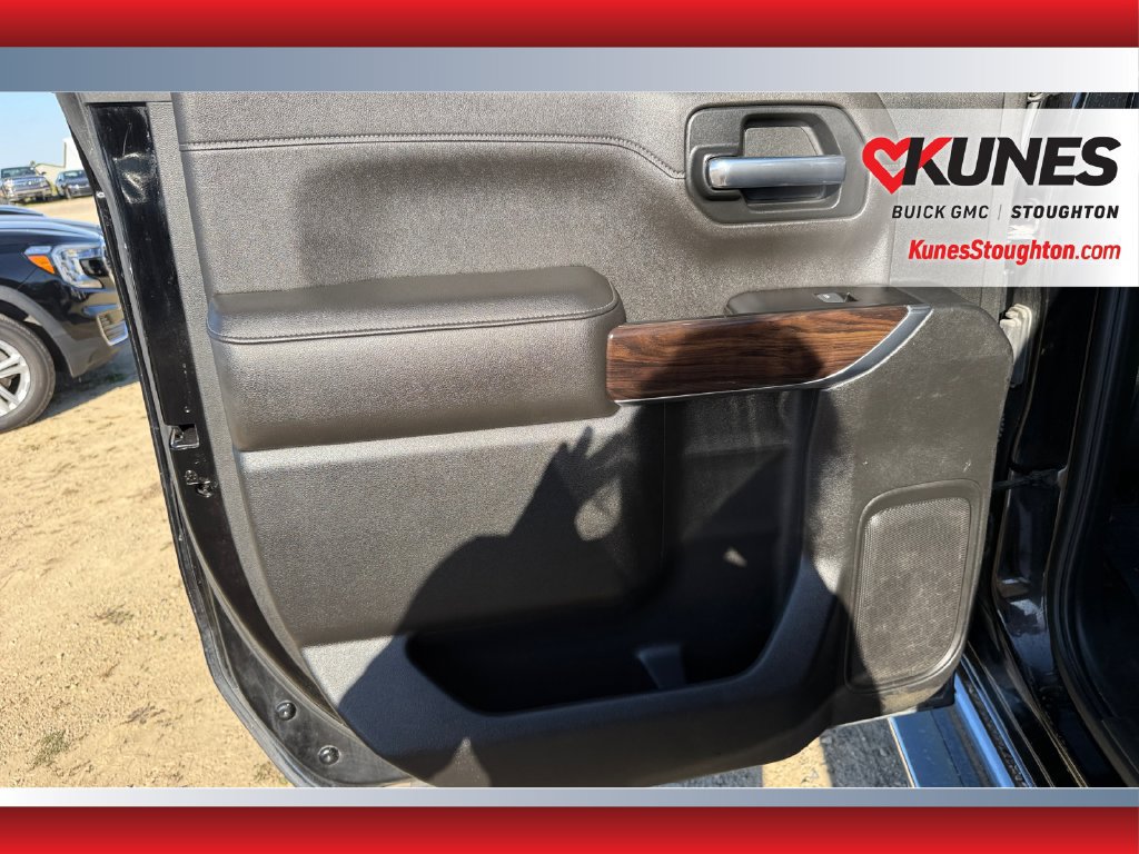 Used 2019 GMC Sierra 1500 SLT w/ SLT Premium Plus Package AWD/4WD image 32