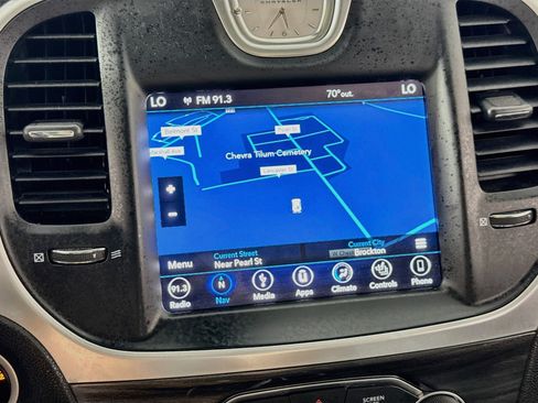 Used 2019 Chrysler 300 Touring L w/ Quick Order Package 22F AWD/4WD image 2