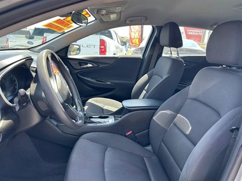 Used 2023 Chevrolet Malibu LS FWD image 12