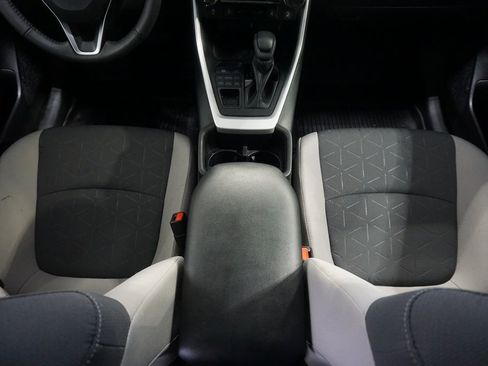 Certified 2025 Toyota RAV4 XLE image 29