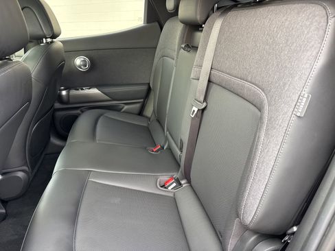 Used 2025 Genesis GV60 RWD image 16