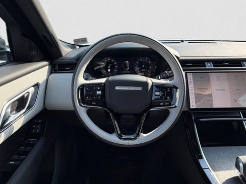 New 2026 Land Rover Range Rover Velar Dynamic SE image 15