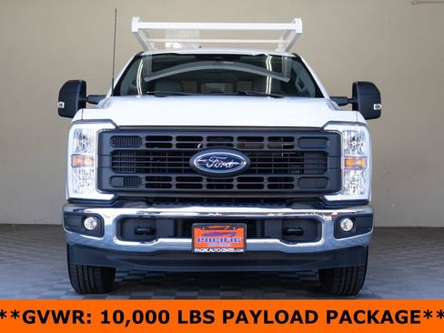 Used 2024 Ford F250 XL w/ XL Chrome Package image 4
