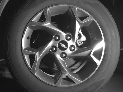 Used 2025 Chevrolet Trax LT w/ LT Convenience Package FWD image 14