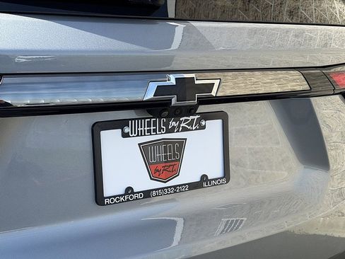 Used 2023 Chevrolet Traverse RS w/ LPO, Floor Liner Package FWD image 33
