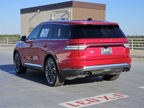 New 2026 Lincoln Aviator Reserve image 5