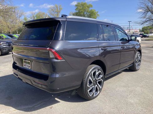 New 2026 Lincoln Navigator Black Label AWD/4WD image 3