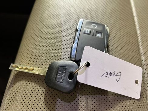 Used 2018 GMC Sierra 2500 SLT w/ Duramax Plus Package image 26