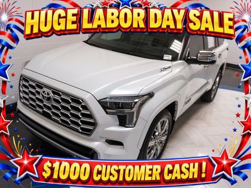 Used 2025 Toyota Sequoia Capstone AWD/4WD image 40