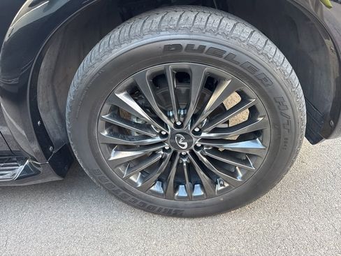 Used 2023 INFINITI QX80 Sensory w/ Cargo Package image 3