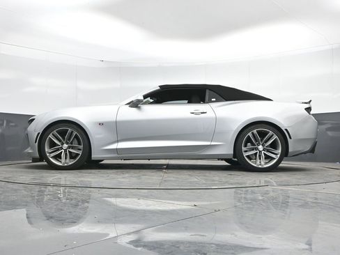 Used 2018 Chevrolet Camaro LT RWD image 44