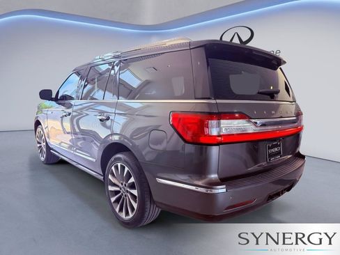 Used 2018 Lincoln Navigator Select w/ Technology Package RWD image 7