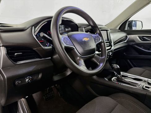 Used 2020 Chevrolet Traverse LS FWD image 21