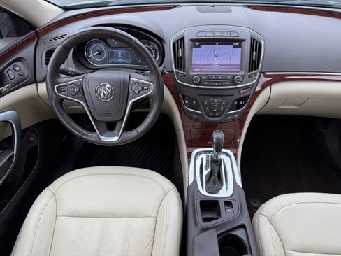 Used 2017 Buick Regal Premium w/ Driver Confidence Package #2 image 20