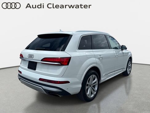 Certified 2025 Audi Q7 3.0T Premium Plus AWD/4WD image 4