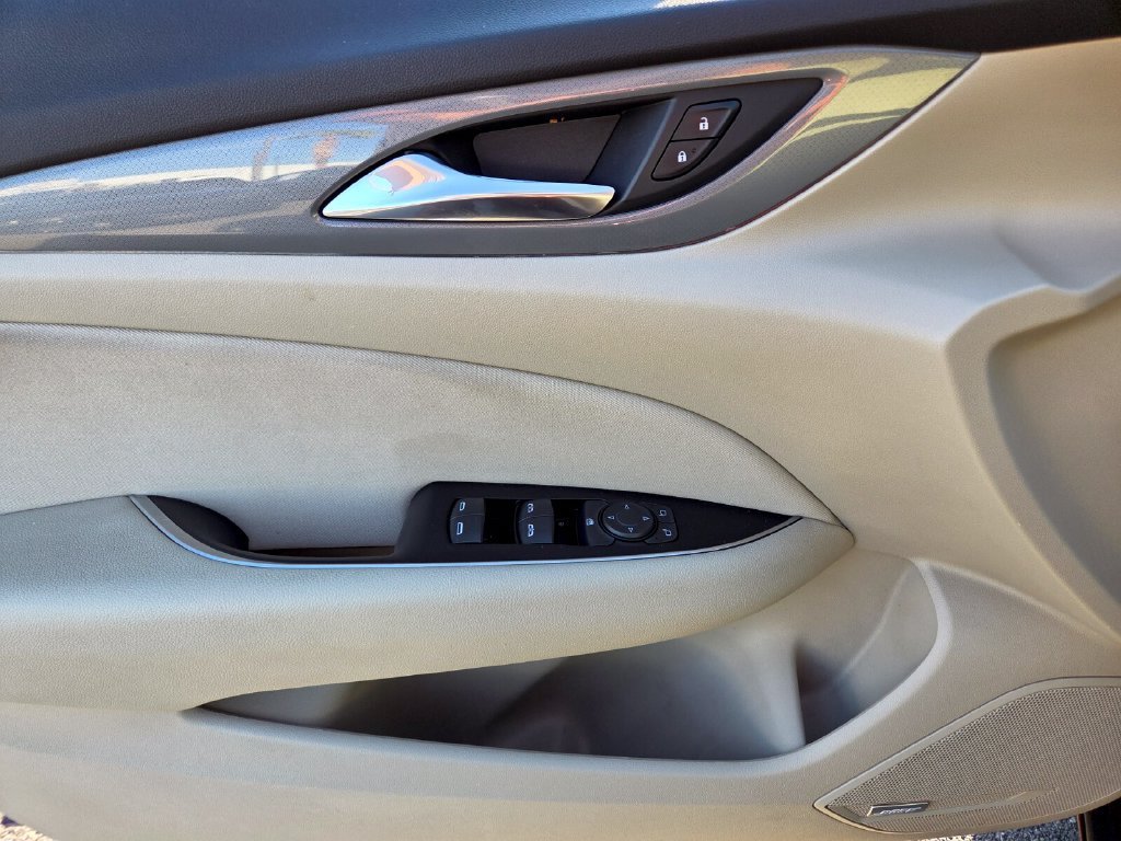 Used 2018 Buick Regal Preferred w/ Sights and Sounds Package FWD image 21